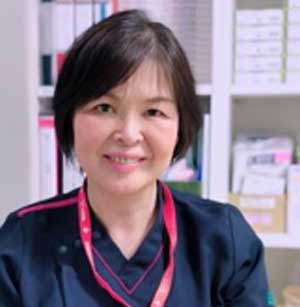 西出薫